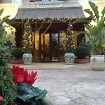 Grand Palace Hotel
