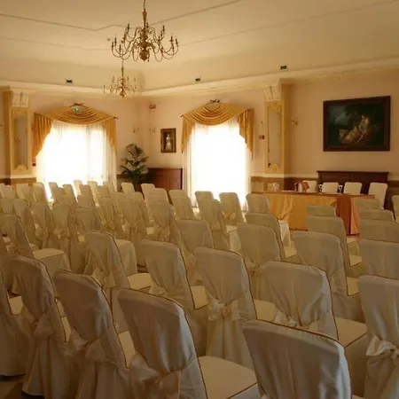 Grand Palace 5*
