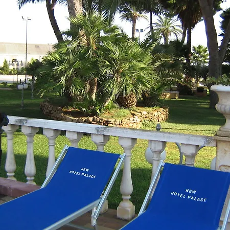 Ξενοδοχείο Grand Palace 5*