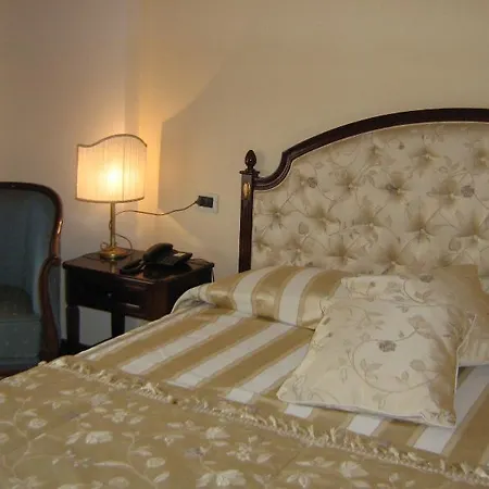 Hotel Grand Palace 5*