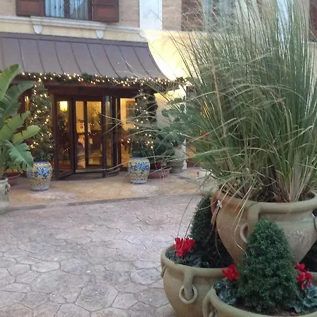 Grand Palace 5*